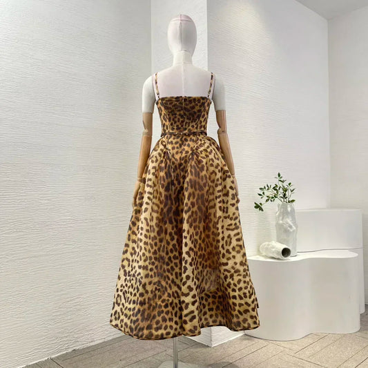 Klassisches Leopardenmuster, neues, hochwertiges 2025, Leinen-Seide, ärmellose Falten, Diamanten, Damen-Vintage-Spaghetti-Midikleid.