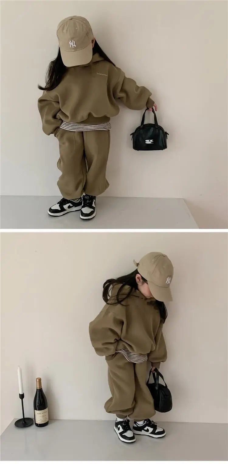 Winter neue Kinder Fleece Sweatshirt 2 stücke Set Langarm Kleinkind Outfits Baby warme Sport hose Anzug Jungen Mädchen Kleidung Set