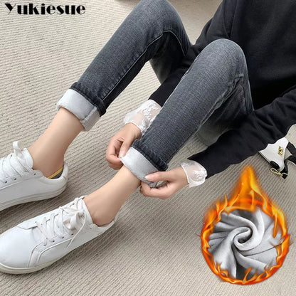 Winter Thick Female Velvet Women High Waist Skinny Jeans Simple Fleece Warm Slim Fit Stretch Ladies Casual Denim Pencil Pants.