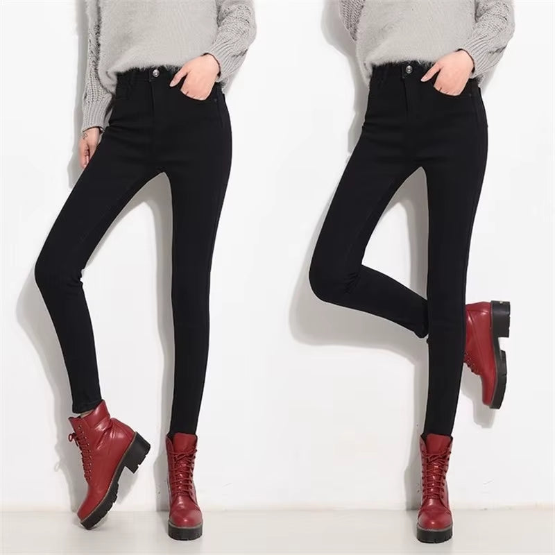 Streetwear Thicken plus Velvet Slim Pencil Jeans Women Winter Warm Oversized 34 Denim Pants High Waist Stretch Cowboy Trousers.