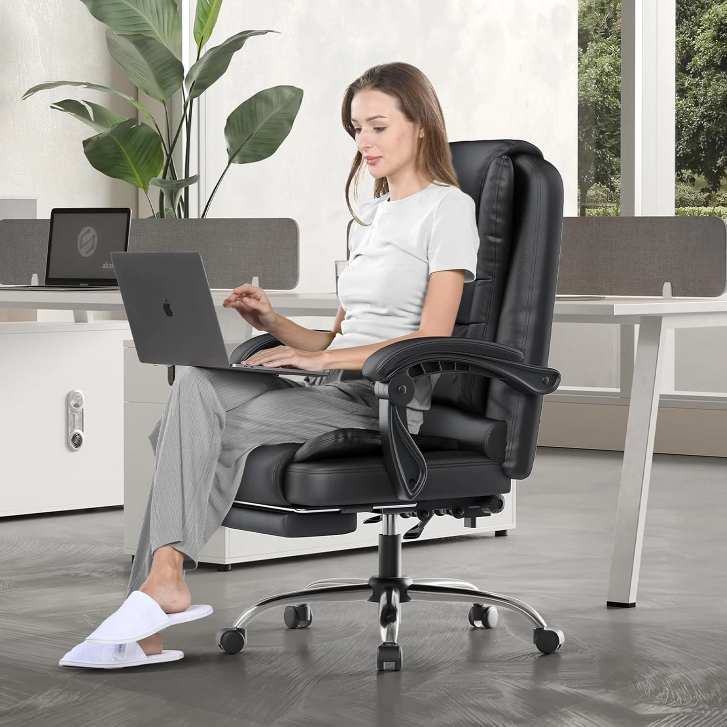Executive Office Chair with Footrest High Back Desk Chair Ergonomic Recliner Computer Chair Gaming Chairs for Home