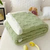 Ornate Jacquard Taffeta Comfort Blanket 100% Polyester Double-Layer Knitted Eco-Friendly Embroidered Pattern