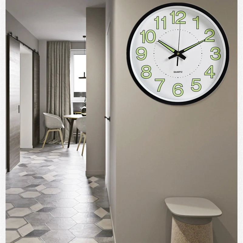 30cm Minimalistischen Wanduhr Moderne Design Glowing in the Dark Baby Zimmer Hängen Uhr Uhren Klok Nacht Wohnzimmer wohnkultur