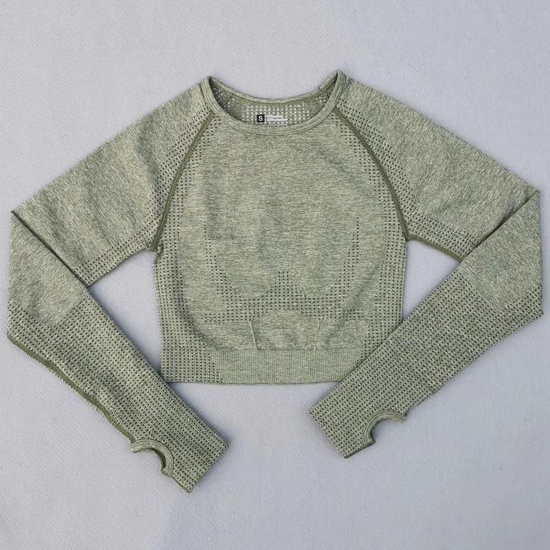 Seamless Yoga Crop Top For Women Long Sleeve Gym Workout Tops with Thumb Holes Sports Running Shirt Women Sportswear.