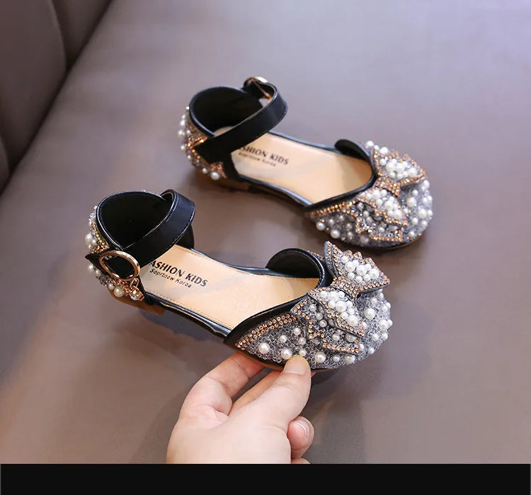 Girls Party Shoes Elegant Rhinestone Fashion Children's Leather Shoes Versatile Sweet Kids Princess Wedding Dress Flats Sandals.
