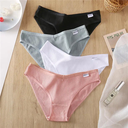 FINETOO 4Pcs/Set M-4XL Cotton Panties Female Underpants Sexy Panties for Women Briefs Underwear Plus Size Pantys Lingerie.