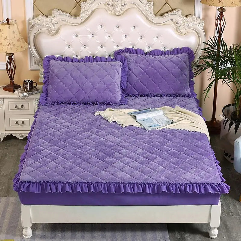 Fashion Flannel Bed Fitted Sheet Quilted Mattress Cover Soft and Comfortable Lace Fit Elastic Band Bed Sheet