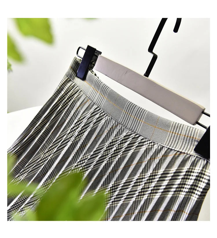 Looks Thin Pleated Skirt 2025 New High Waist A-line Skirt Mid-length Big Size Plaid Skirt Long Pleated Skirt Length 75-90cm