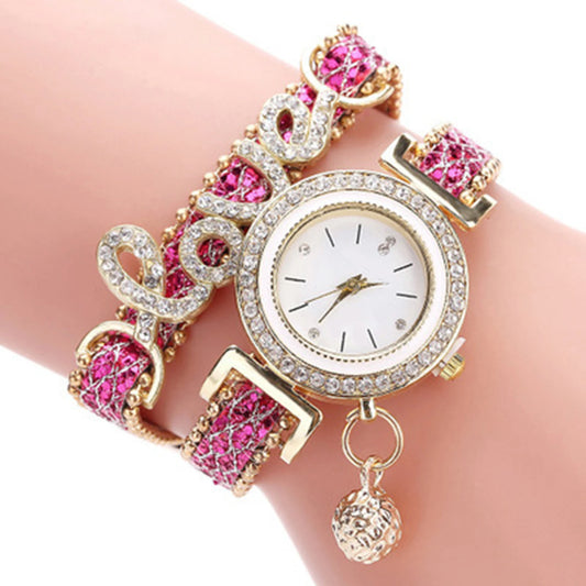 Vintage Watch Women Bracelet Watches Ladies Love Leather Strap Rhinestone Quartz Wrist Watch Quartz Watches Women's Watch.