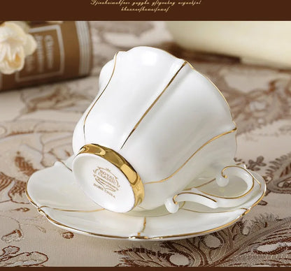 Bone China Coffee Set Europe Porcelain Tea Set Simple Ceramic Pot Creamer Sugar Bowl Teatime Teapot Coffee Cup Mug Coffeeware.