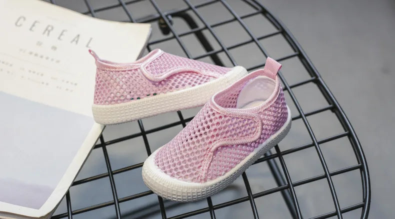 Kids Summer Shoes for Boys Girls Toddlers Children Casual Flats Air Mesh Net Breathable Hollow Cut-outs Sneakers Soft Fashion.