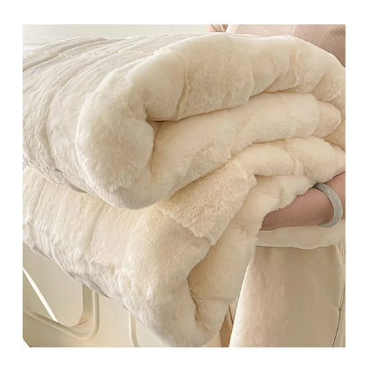 De Sofa Manta Queen Size Solid Color Plain Color Double Layers Thick Soft Winter Office Knee Blanket Rabbit Furry Plush Blankets.