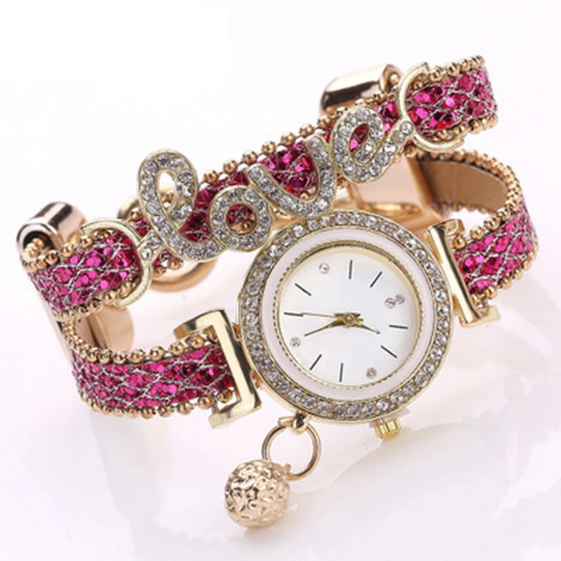 Vintage Watch Women Bracelet Watches Ladies Love Leather Strap Rhinestone Quartz Wrist Watch Quartz Watches Women's Watch.