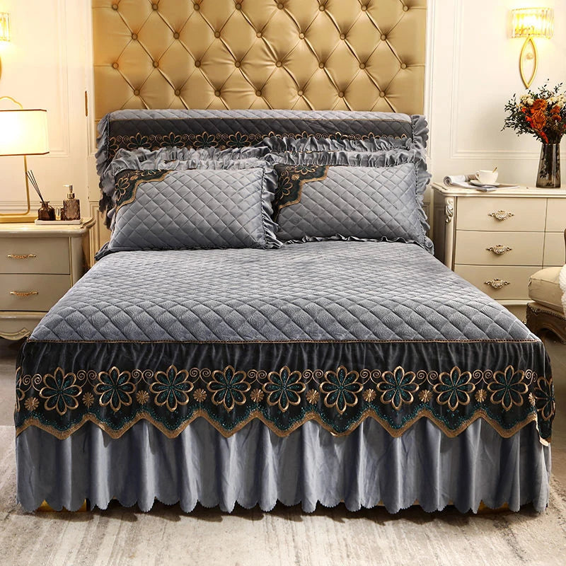 European Luxury Quilted Bed Skirt Winter Warm Thicken Velvet Bedspread King Good Hand Feeling Bed Skirt Not Included Pillowcase.