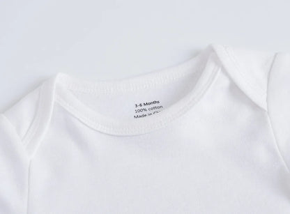 2025 solide weiße Babykleidung Kurzarm Baumwolle Baby Mädchen Jungen Body Neugeborenen Körper Bebe 0-24 Monate Säuglingsoverall.