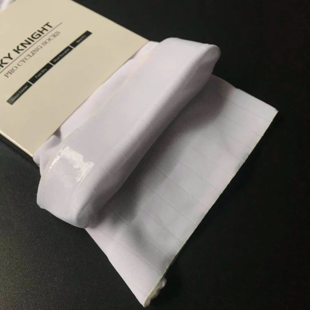 Anti Slip Silicone Summer Aero Socks Whiteline Cycling Socks Men Bicycle Sport Running Bike Socks Calcetines Ciclismo.