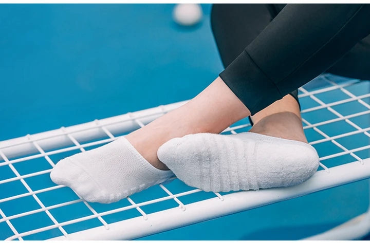 5 Pairs/Lot Men's Fashion Towel Bottom Boat Socks Cotton Sport Sweat Breathes Silicone Anti-Slip Invisible Socks Plus Size 41-45.