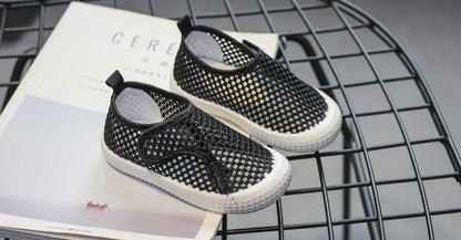 Kids Summer Shoes for Boys Girls Toddlers Children Casual Flats Air Mesh Net Breathable Hollow Cut-outs Sneakers Soft Fashion.