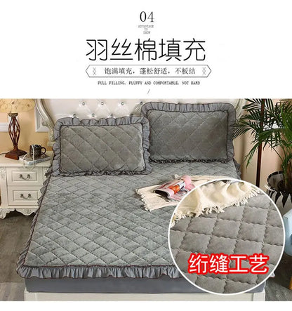 Fashion Flannel Bed Fitted Sheet Quilted Mattress Cover Soft and Comfortable Lace Fit Elastic Band Bed Sheet.