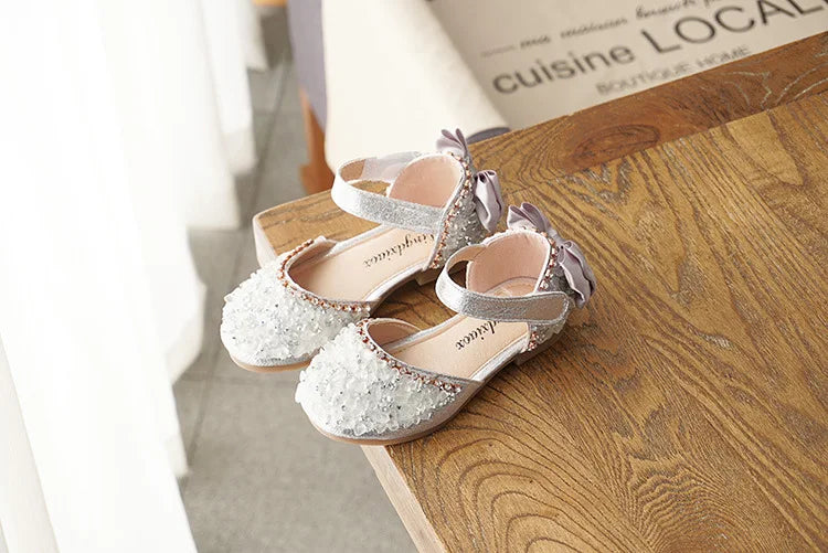 New Kids Leather Shoes Girls Wedding Shoes Children Princess Sandals Sequins Bow Girls Casual Dance Shoes Flat Sandals E462.
