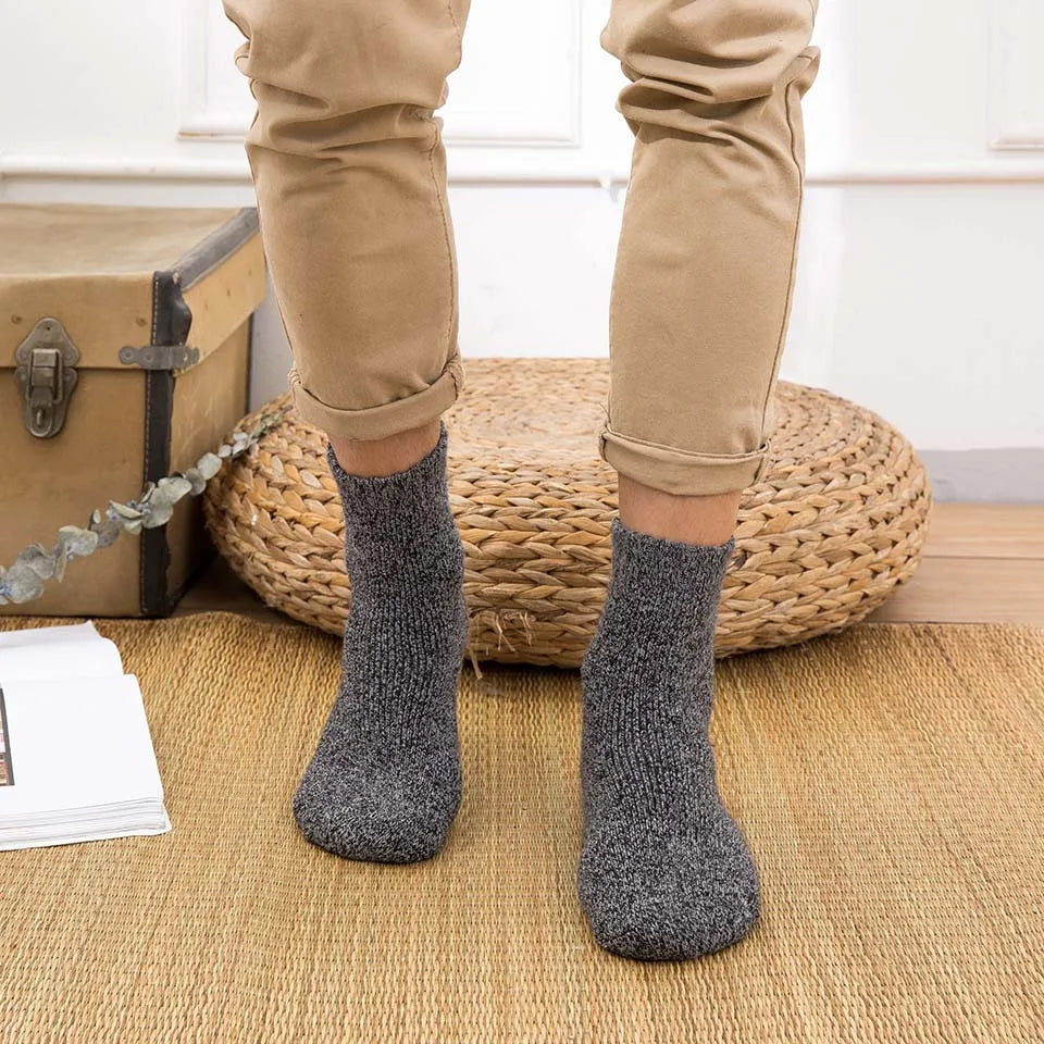 Winter Men's Merino Wool Socks Super Thick Warm High Quality Harajuku Retro Snow Casual Antifreeze Socks 5 Pair.