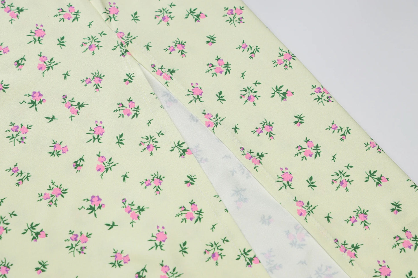 Hugcitar 2025, ärmellos, Satin, Slip, Blumenmuster, gerüscht, Bandage, Ausschnitt, Maxikleid, Frühling, Damenmode, sexy Party, Club, Robe Kpytomoa.