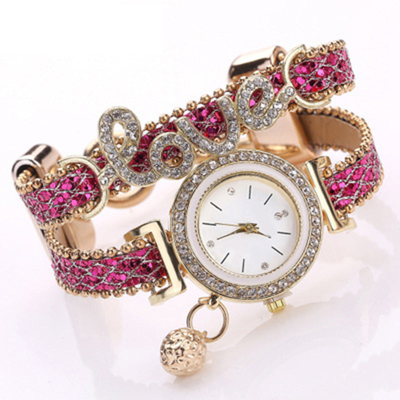 Vintage Watch Women Bracelet Watches Ladies Love Leather Strap Rhinestone Quartz Wrist Watch Quartz Watches Women's Watch.