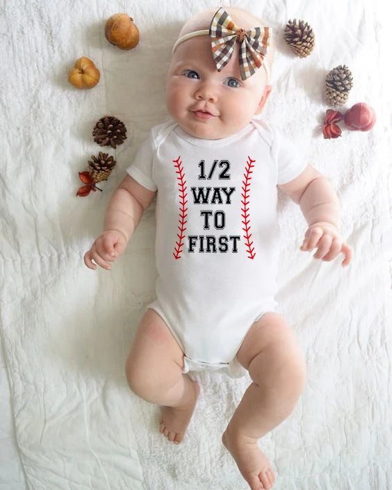 Eine hälfte geburtstag strampler Halb brithday hemd 1/2 Halb Geburtstag einteiliges Junge halbe geburtstag outfits Geschlecht Neutral Baby geschenk