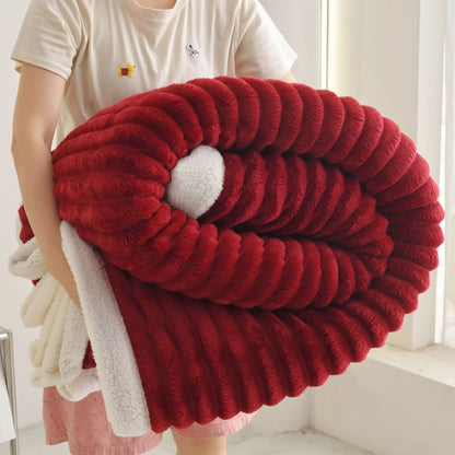 Custom Printed Cozy Woven Jacquard Knitted Blanket Soft Plush Fleece Throw with Solid Stripe for Winter Sherpa Bedding Sofa Use.