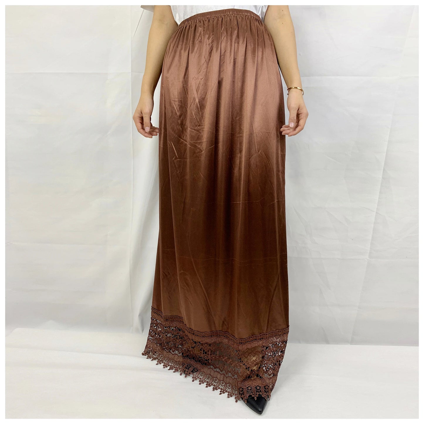 12pcs/1 dozen Muslim Women skirt Extender Slips Lace Skirts Knee Stretch High Waist Skater Flared Pleated Swing Skirt Loose.