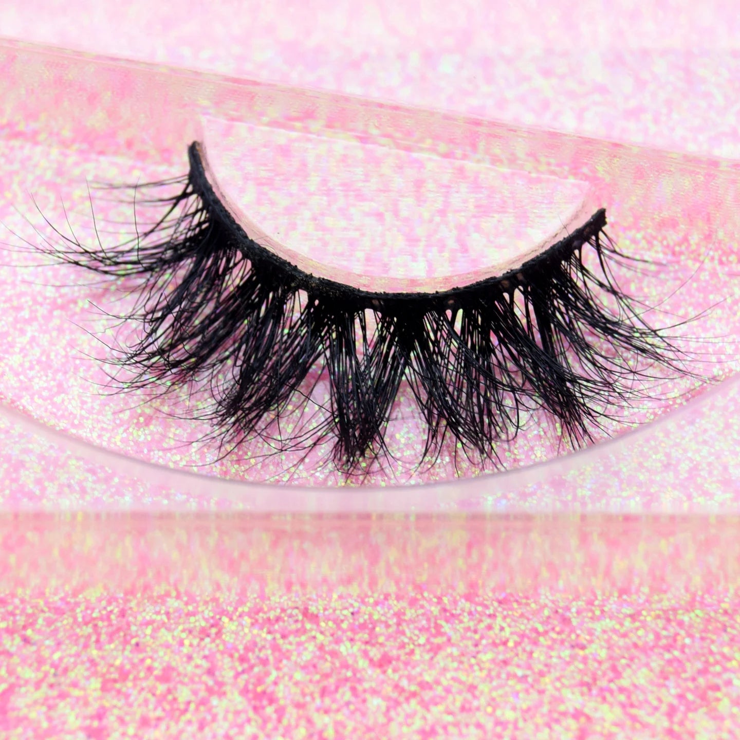 Mink Eyelashes Hand Made Crisscross False Eyelashes Cruelty Free Dramatic 3D Mink Lashes Long Lasting Faux Cils for Makeup Tools.