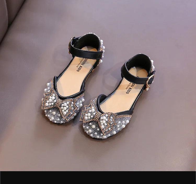 Girls Party Shoes Elegant Rhinestone Fashion Children's Leather Shoes Versatile Sweet Kids Princess Wedding Dress Flats Sandals.