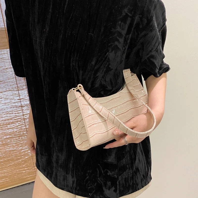 Fashion PU Leather Bags for Women Alligator Pattern Armpit Handbag Female Small Underarm Messenger Bag Purse.