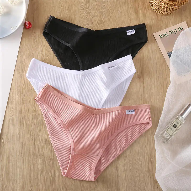 FINETOO 4Pcs/Set M-4XL Cotton Panties Female Underpants Sexy Panties for Women Briefs Underwear Plus Size Pantys Lingerie.