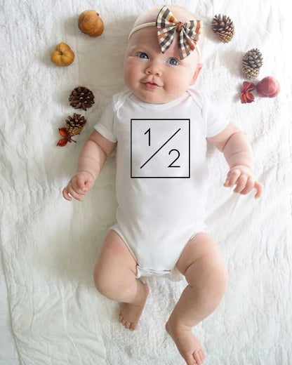 Eine hälfte geburtstag strampler Halb brithday hemd 1/2 Halb Geburtstag einteiliges Junge halbe geburtstag outfits Geschlecht Neutral Baby geschenk