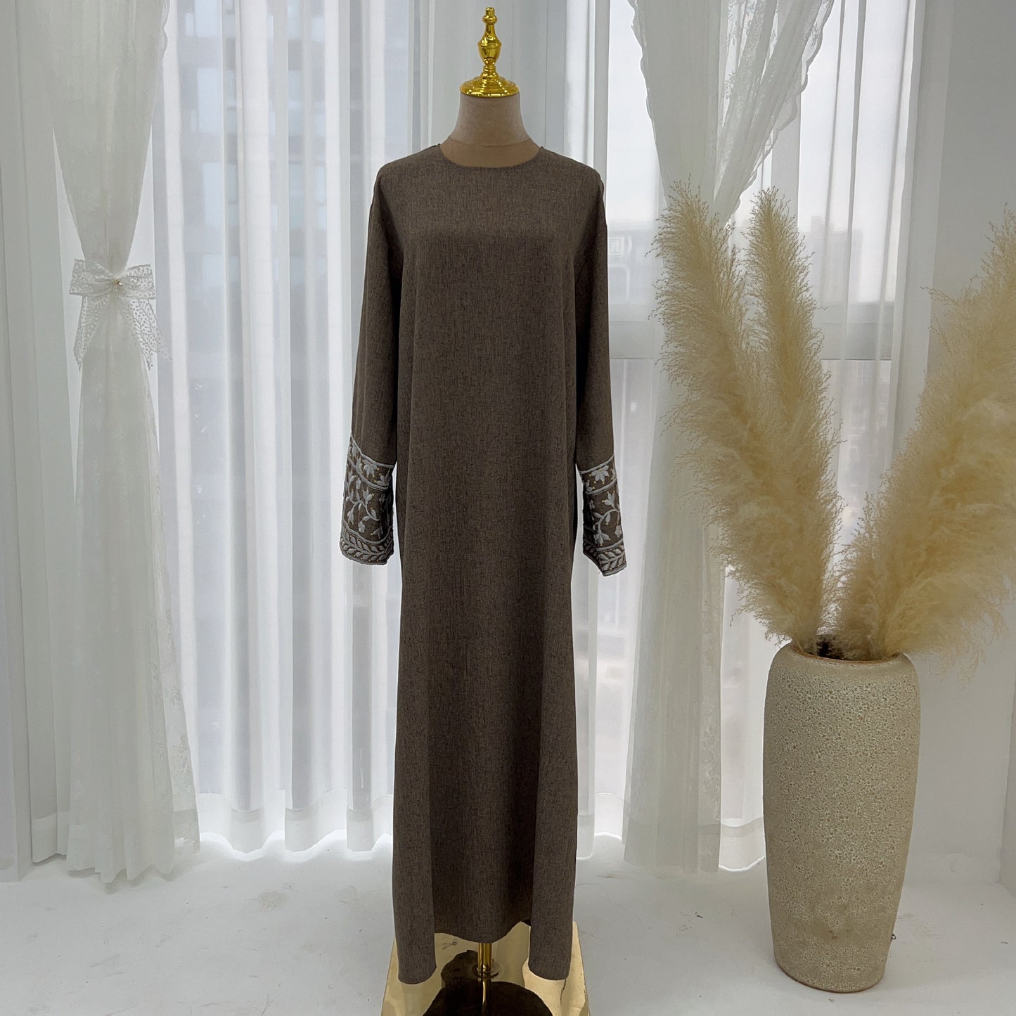 Floral Stickerei Muslimischen Abaya für Frauen Eid Kleid Marokko Ramadan Spitze-up Abayas Kaftan Islam Vestidos Dubai Arabischen Lange robe.