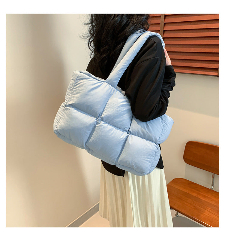 Women Tote Handbags Quilted Plaid Bag Retro Trendy Checkered Waterproof Shoulder Bag Solid Color Winter Soft Large Capacity Bags.