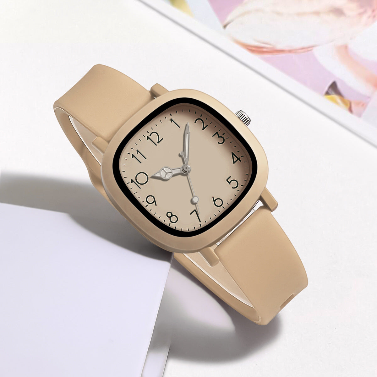 Fashion Brand Bear Women Quartz Watch 2024 Ladies Casual Silicone Jelly Watches Clock Girl Gift Zegarek Damski.