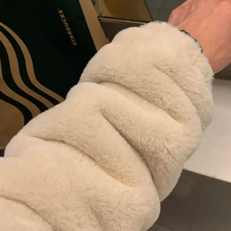 Winter faux lamb wool jacket men's padded thickened cotton clothing loose fleece jacket cotton clothing.