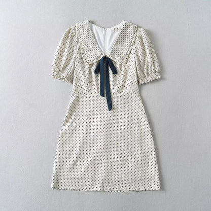 Luxus-Kleider für Damen, 2022, Sommer, kurzes Kleid, sexy, französisches Minikleid, kurzes Puffärmel-Minikleid mit Schleifendetail, Punktedruck.