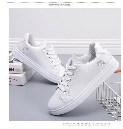 Spring Women Casual Shoes White Breathable Embroidered Flower Lace-Up Women Sneakers Fashion Korean version Women Tennis shoes.