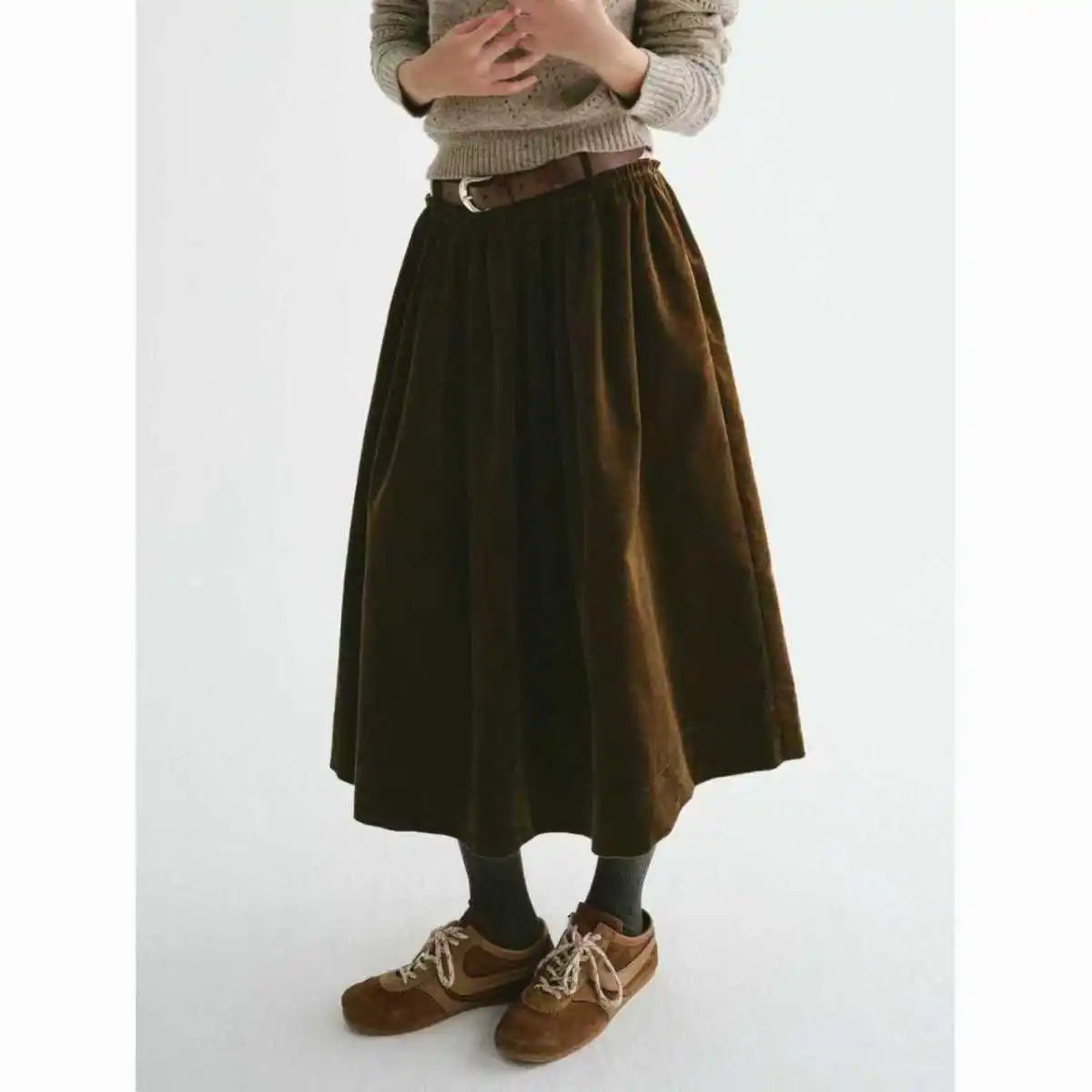 Advanced Retro Brown Skirt For Women In Autumn And Winter Fashion, Corduroy High Waist Slimming Skirt.