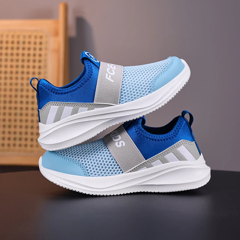 Girls Slip on Shoes Children Sneaker Fashion Knit Fabric Luxury Kids Casual Shoes Lightweight School Sports Girls Shoes.