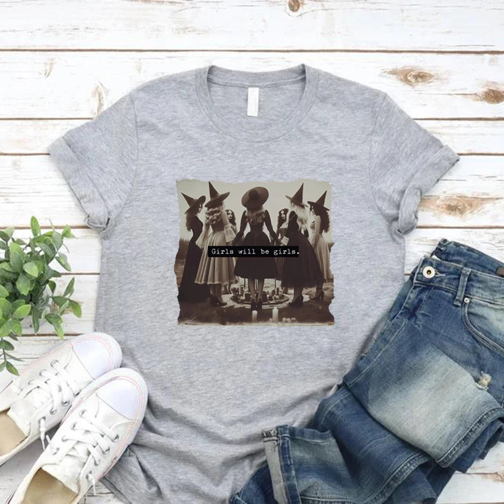 Vintage Girls Will Be Girls Hexen-T-Shirt, lustiges Hexen-T-Shirt, Halloween-Damen-Shirt, kurzärmeliges Streetwear-T-Shirt, Witchy Vibes Top.