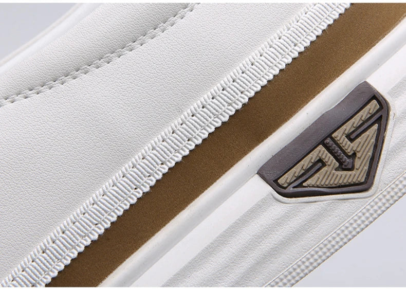 New 2025 Men's Genuine Leather Casual Sneakers Spring Summer Fashion Slip-On White Shoes Soft Sole Comfortable for Everyday Wear.