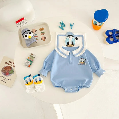 Neugeborenen Baby Strampler Socke Hut 3 stücke Set Cartoon Donald Daisy Ente Kleidung Jungen Mädchen Overall Infant Kurzarm Body k732