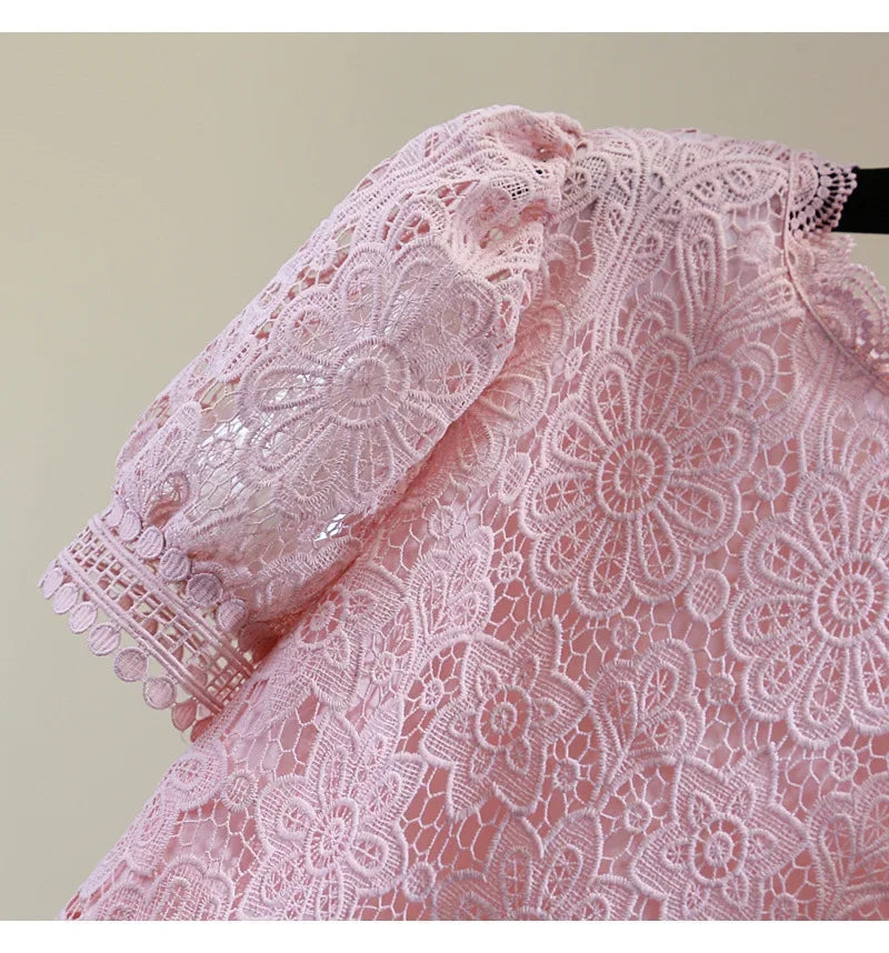 Loose Straight Korean Style Summer Top Pure Color Hooked Hollow out Ladies Lace Shirt Overhead Bubble Sleeve Women's Fashion.