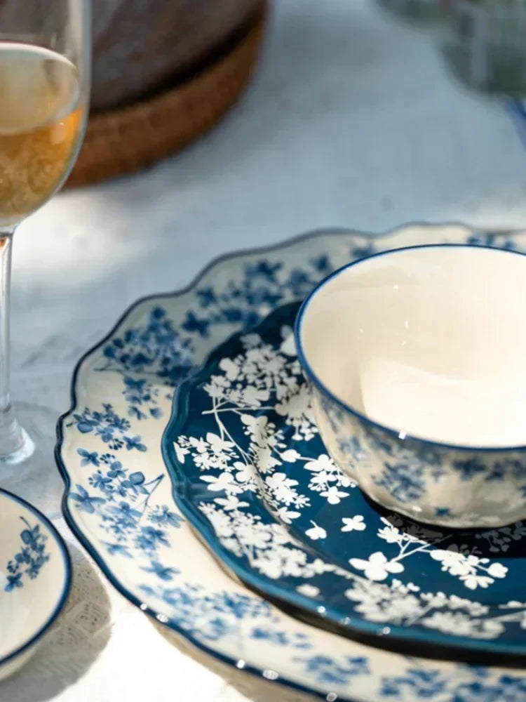 SOLECASA English Retro Ceramic Tableware Blue Flowers Pattern Household Salad Bowls Steak Plate Fruit Dessert Plates Dinnerware.