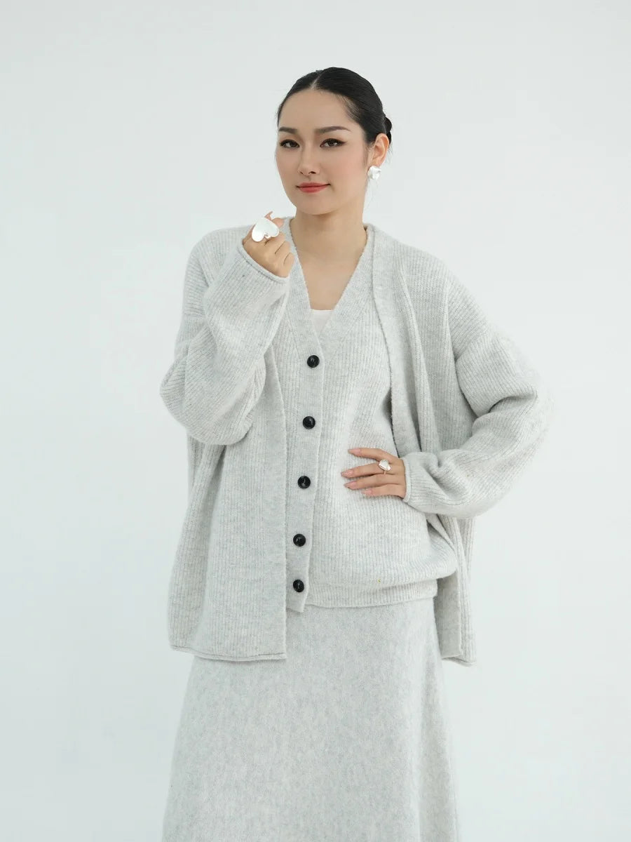 Muslim Women Dubai Abayas Dress Modest Winter Thick Knitted Set Solid Color Three Piece Set Islam Robe Femme Kaftan Clothing set.