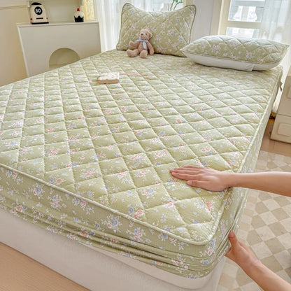 1pc Floral Style Bed Cover Quilted Bedspread Non-slip Mattress Protector Adults Kids Room Bedsheets 매트리스 커버 (No Pillowcase)